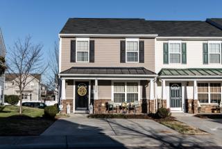 8834 Thornton Garden Ln, Raleigh, NC 27616-5194