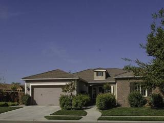 5707 Maruyama Ave, Fresno, CA 93723-4046
