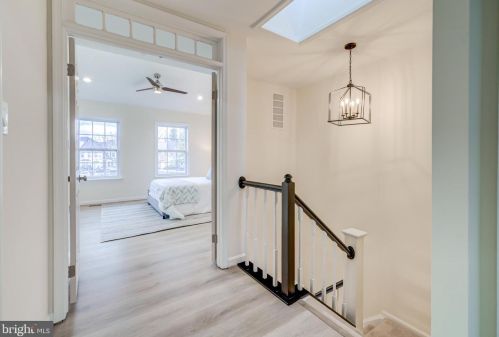 8527 Bauer Dr, Springfield VA  22152-2345 exterior