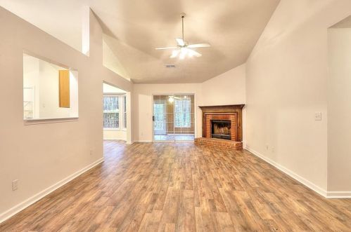 1360 Long Leaf Dr, Monroe, GA 30655-5795