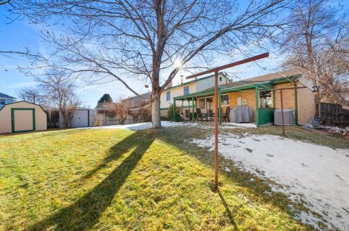 2530 Dawson Way, Aurora CO 80012-3801 exterior