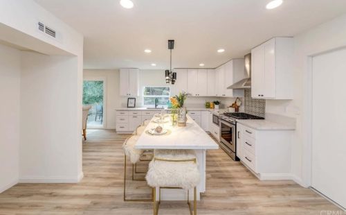 2017 Las Lanas Ln, Fullerton CA  92833-1706 exterior