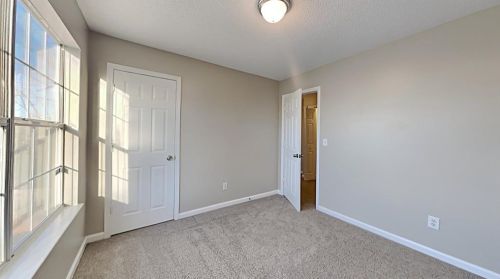 5920 Colonnade Dr, Rex GA 30273-5014 exterior