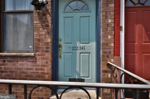 2236 Clarion St, Philadelphia, PA 19148-2918