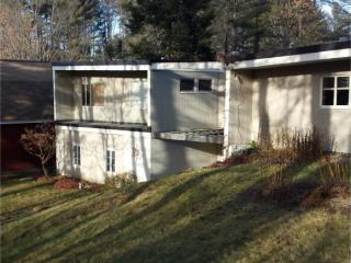 24 Valley Rd, Hanover, NH 03755-2233