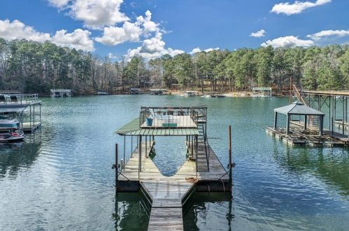 6318 Ansel Ct, Buford, GA 30518-1149