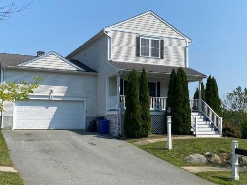 1 Tidewinds Ln, Westerly, RI 02891-2066