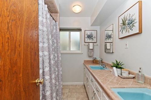 3876 Madrona Rd, Riverside CA  exterior