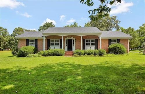 3190 Meadow Rd, Sandston, VA 23150-3812