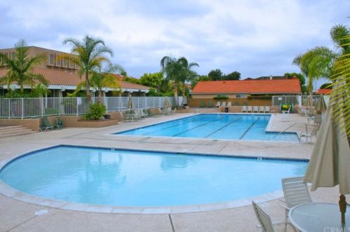 8588 Trinity River Cir, Santa Ana CA 92708-5535 exterior