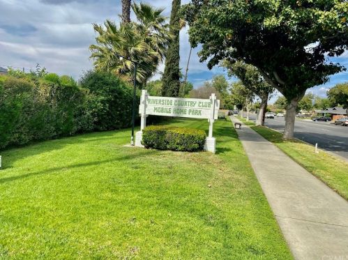 9391 California Ave, Riverside CA  92503-3200 exterior