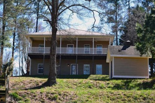 697 Parkertown Heights Rd, Lavonia, GA 30553-3824