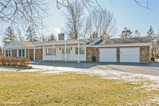 1925 Rainbow Ln, Crete IL  60417-4111 exterior