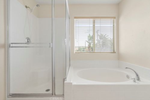 17876 Robusta Dr, Riverside CA  92503-7072 exterior