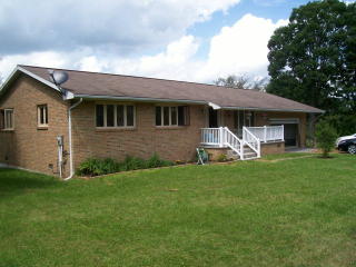 4325 Hinton Rd, Athens, WV 24712-9441