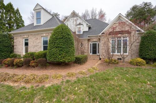 3508 Timberoak Dr, Greensboro, NC 27410-1601