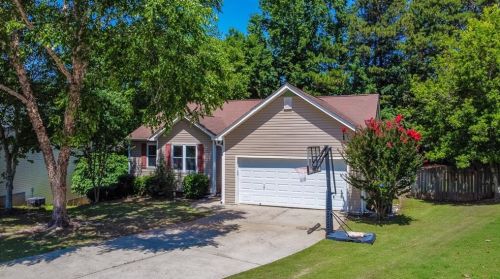 442 Waltham Ln, Buford, GA 30518-7820