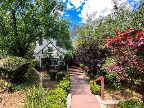 131 Hathway Ave, San Luis Obispo, CA 93405-1419