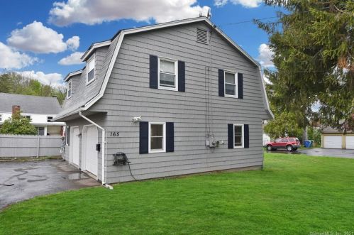 165 Fowler Ave, Middletown, CT 06457-5360