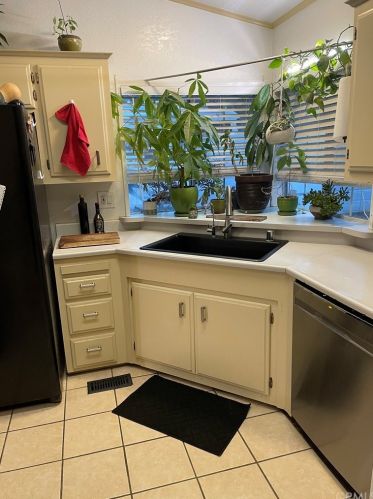 21287 Wallace Ave, Perris, CA 92570-6986