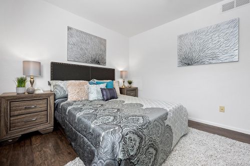 7819 Kittredge Cir, Englewood CO 80112-4643 exterior