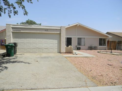 3619 Avenue, Lancaster, CA 93535-7715