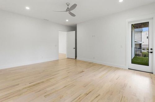 2374 Logan Cir, Atlanta GA  30318-2855 exterior