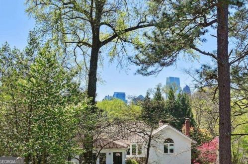 454 Beverly Rd, Atlanta GA  30309-2731 exterior