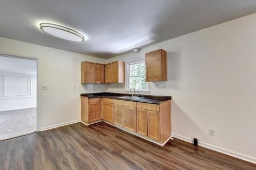 1110 Hope Rd, Atlanta GA  30350-2920 exterior
