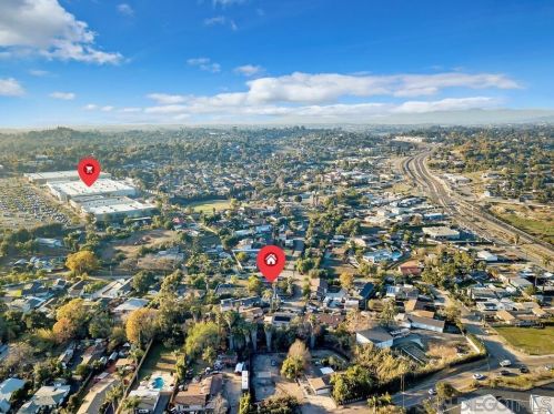 160 El Valle Opulento, Vista CA 92083-7708 exterior