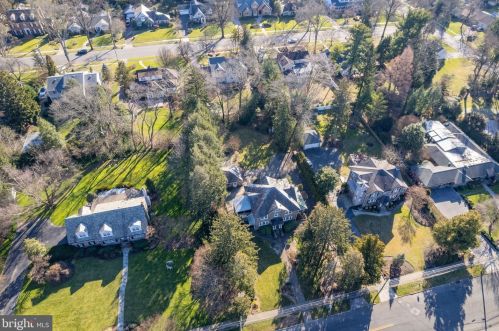 510 Kings Hwy, Haddonfield NJ 08033-2114 exterior