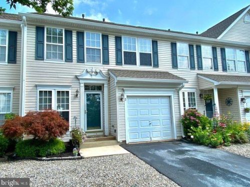 3 Skimmer Ln, Berkeley Township, NJ 08721-2059