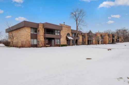 1408 Sterling Ave, Palatine IL  60067-1915 exterior