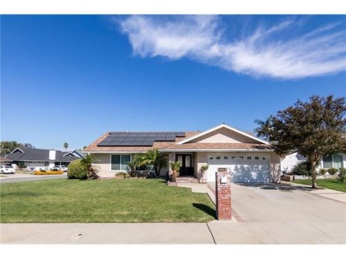 4376 Mount Vernon St, Chino, CA 91710-3212