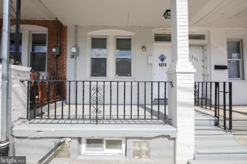 1273 Everett St, Camden, NJ 08104-3509
