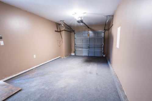 6737 Biscayne Blvd, Rex GA 30273-2244 exterior