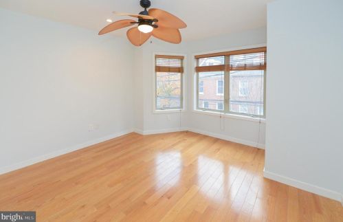 1306 4 St, Philadelphia PA 19140-5652 exterior