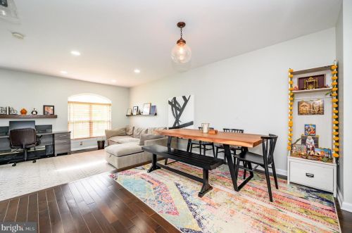80 Shrewsbury Pl, Princeton NJ  08540-0063 exterior