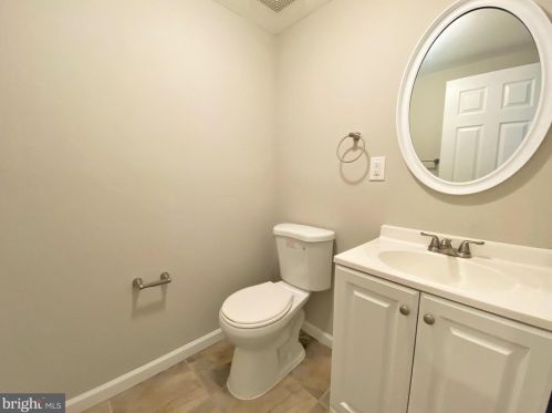 1744 Gross Ave, Camden NJ 08110-2702 exterior