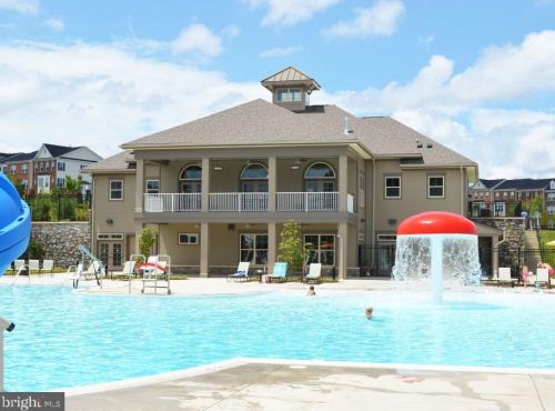 1307 Autumn Brook Ave, Silver Spring MD  20906-6752 exterior