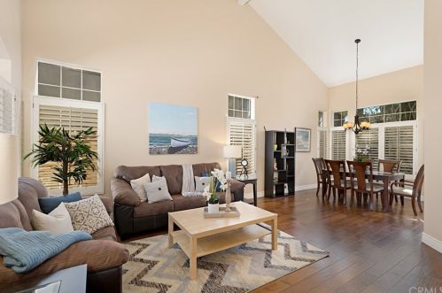 578 Eveningsong Ln, Anaheim CA  92808-1616 exterior