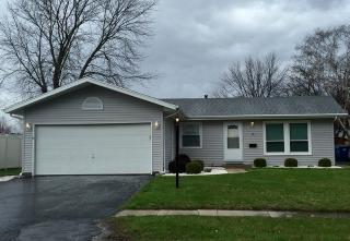 12 Bonds Dr, Bourbonnais, IL 60914-1002