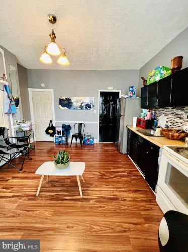 3563 11 St, Philadelphia PA 19140-4303 exterior