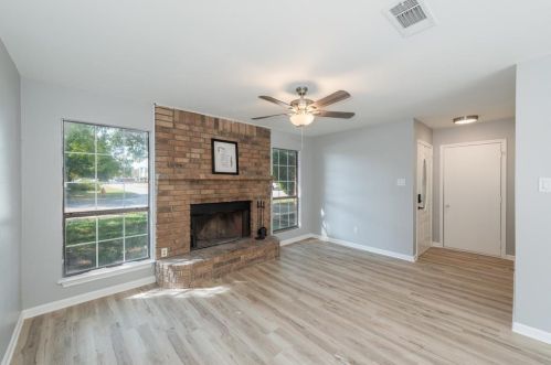 311 Allencrest Dr, Fort Worth TX  76108-2339 exterior