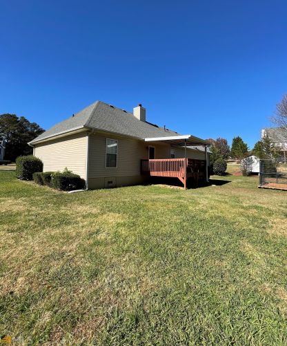 433 Calloway Cir, Rockmart, GA 30153-5404