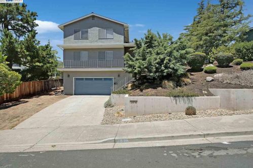 2816 Waverly Way, Livermore, CA 94551-1740