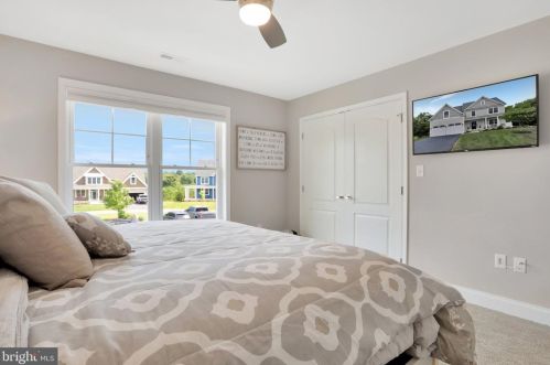 463 Deerfield Village Dr, Shepherdstown WV  25443 exterior