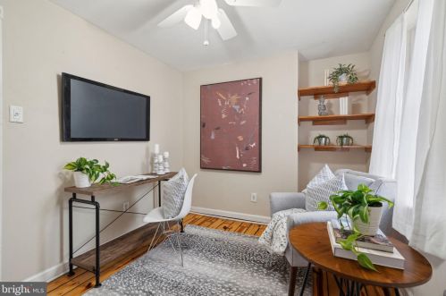 510 11 St, Philadelphia PA 19123-3723 exterior