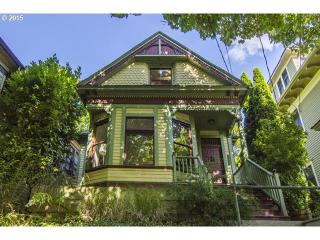 524 16th Ave, Portland, OR 97214-2614
