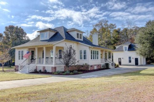 214 Salt Marsh Ln, Hampstead, NC 28443-3574